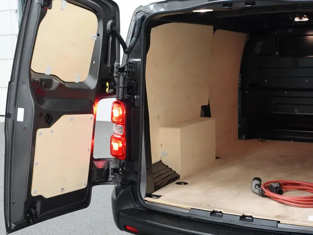 Opel Vivaro-e L3H1 Edition 75 kWh 2022 Elektrisch 34