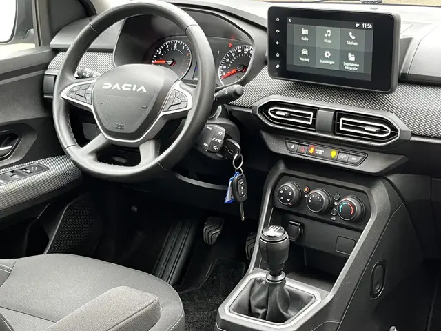 Dacia Jogger 1.0 TCe 110 Expression 7p. 2023 Benzine 41