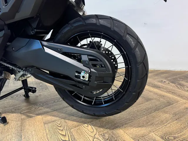 Honda NC 750 Scooter X-ADV KEYLESS LED 2022 Benzine 24