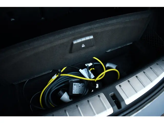 BMW X2 xDrive25e M-Sport 2021 Hybride Benzine 50