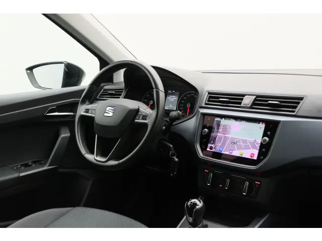 SEAT Arona 1.0 TSI Style Business Intense 2021 Benzine 26