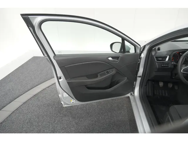 Renault Clio TCe 90 Zen 2021 Benzine 61