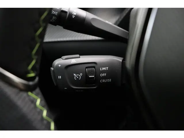 Peugeot e-208 EV GT Pack 50 kWh 2022 Elektrisch 26