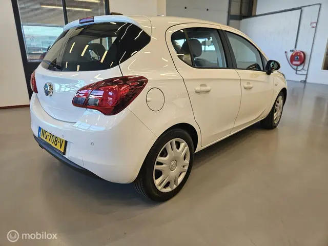 Opel Corsa 1.0 Turbo Business+ 2017 Benzine 4