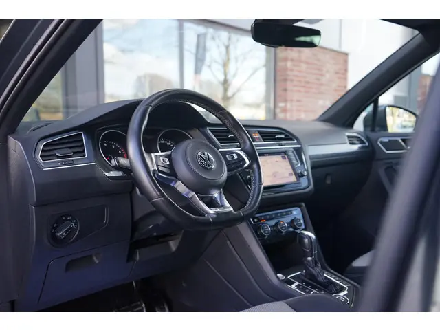 Volkswagen Tiguan 2.0 TSI 4Motion 2017 Benzine 25