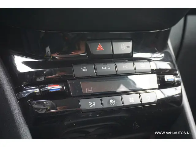 Peugeot 2008 1.2 PureTech GT-Line Automaat 2019 Benzine 16