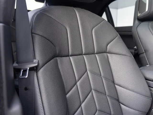 BMW i7 xDrive60 2024 Elektrisch 12