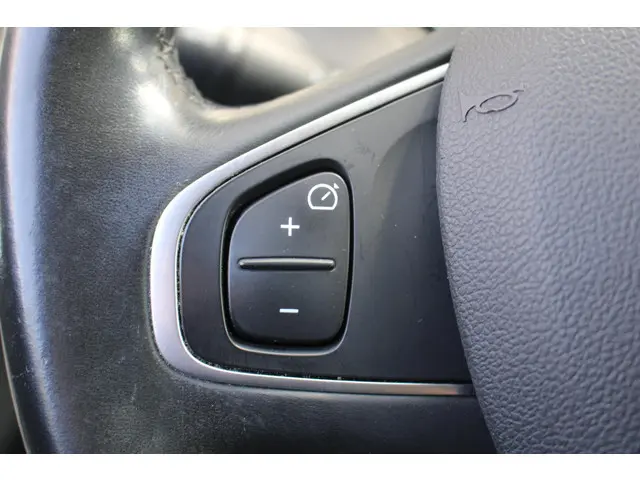 Renault Captur 1.2 TCe Intens 2019 Benzine 16