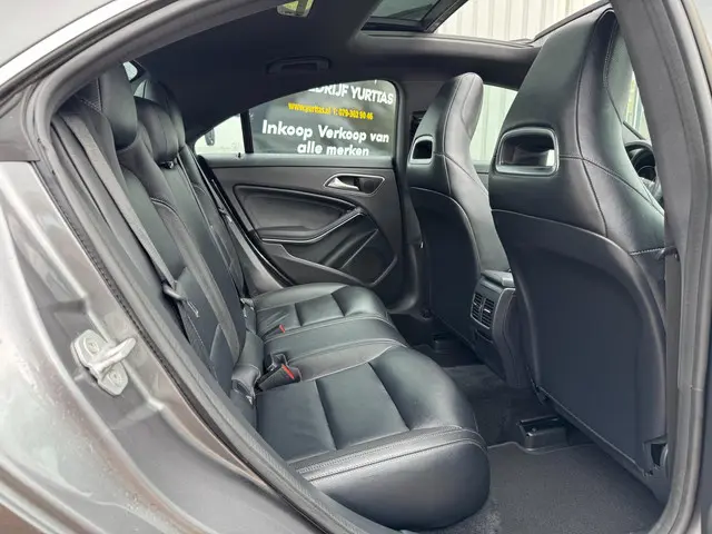 Mercedes-Benz CLA 200 Prestige PANO AUT!! 2013 Benzine 9