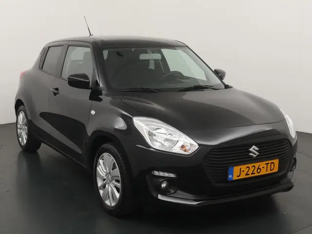 Suzuki Swift 1.2 Select Smart Hybrid 2020 Benzine 7
