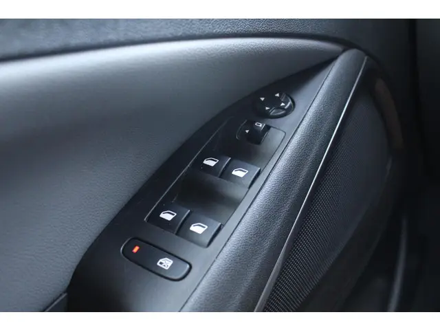 Opel Crossland X 1.2 Turbo Innovation 2017 Benzine 14