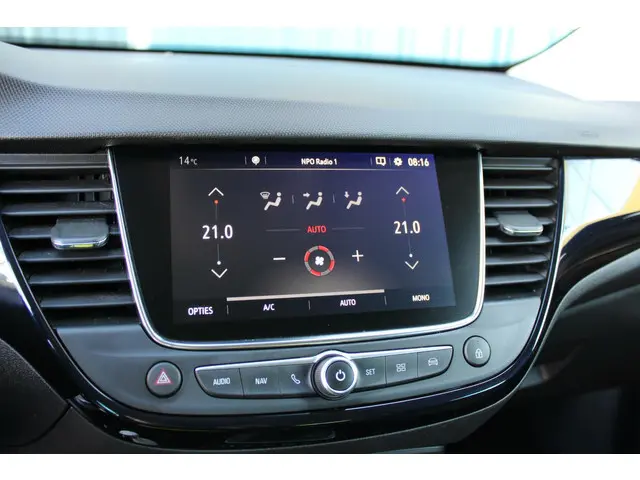 Opel Crossland X 1.2 Turbo 120 Jaar Edition 2019 Benzine 30