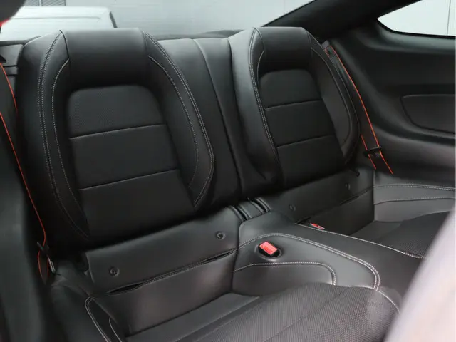 Ford Mustang Fastback 5.0 V8 GT 2018 Benzine 29