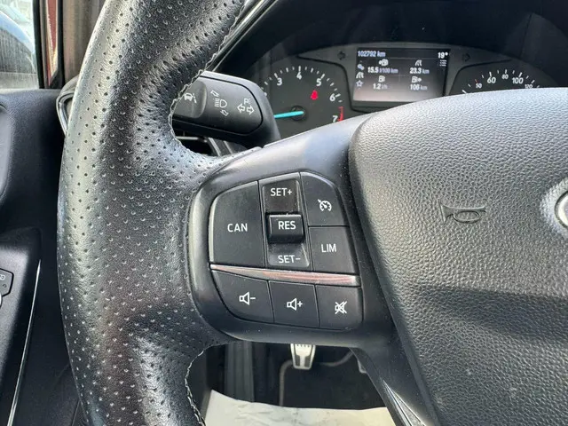 Ford Fiesta 1.0 EcoBoost ST-Line 2018 Benzine 37