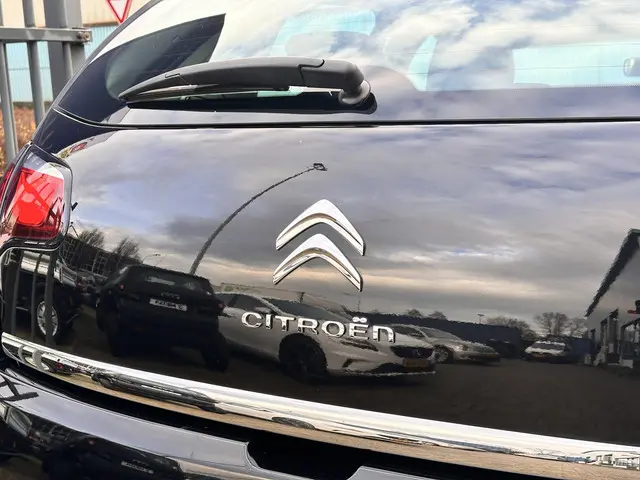 Citroën C3 1.2 PureTech Collection 2015 Benzine 18