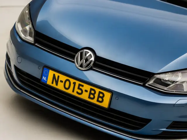 Volkswagen Golf 1.2 TSI R Connected 2015 Benzine 31