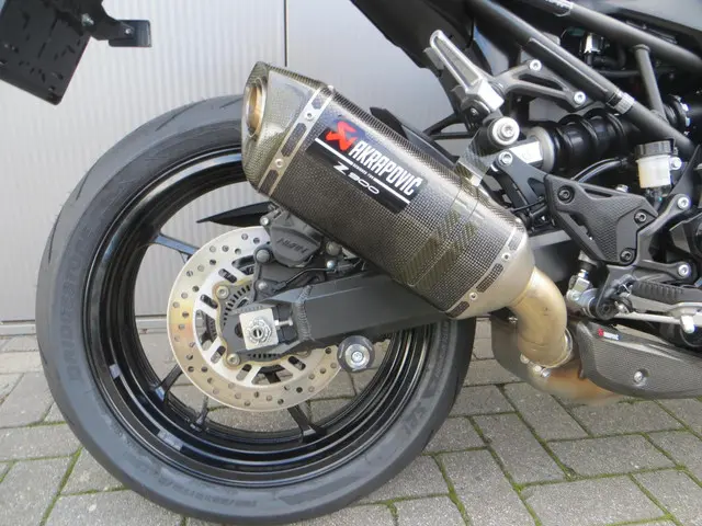 Kawasaki Z900 Performance 2025 Benzine 7