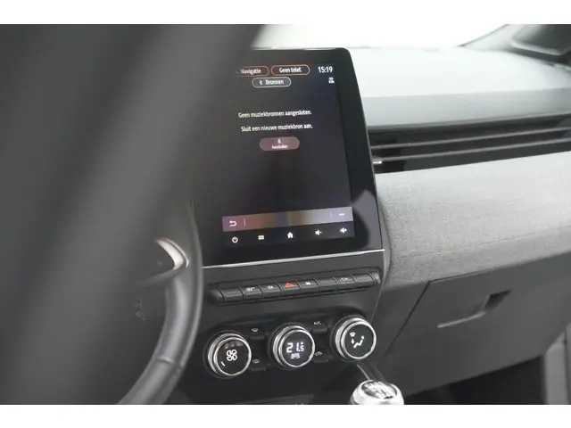 Renault Clio TCe 90 GPF techno 2025 Benzine 54