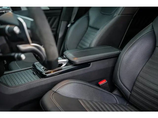 Mercedes-Benz GLE Coupé 43 AMG 4MATIC 2015 Benzine 27