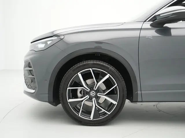 Volkswagen Tiguan 1.5 eTSI R-Line Business 2024 Benzine 11