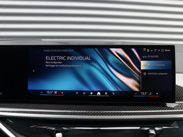 BMW X5 xDrive50e 2025 Hybride Benzine 29