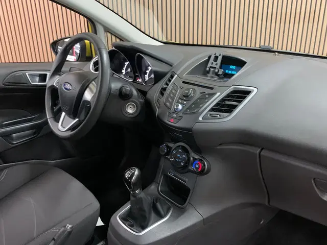 Ford Fiesta 1.0 Style|77000KM|Airco| 2014 Benzine 15