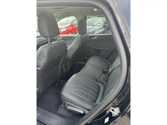 Ford Kuga 2.5 PHEV Vignale 2021 Hybride Benzine 10