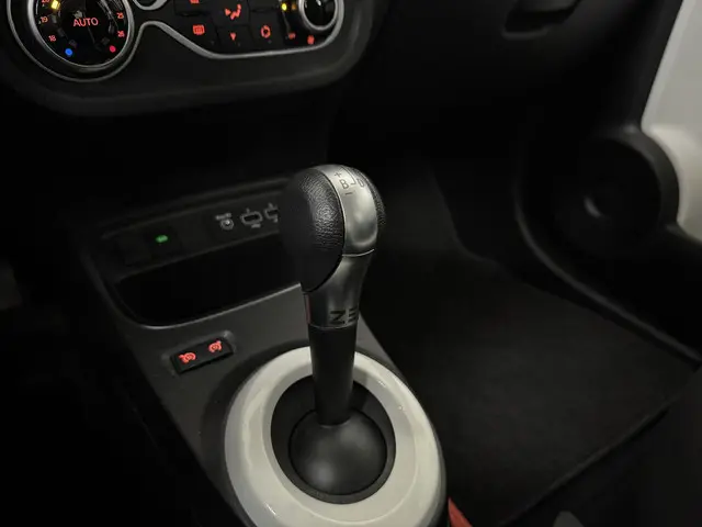 Renault Twingo Z.E. R80 Intens 2022 Elektrisch 26