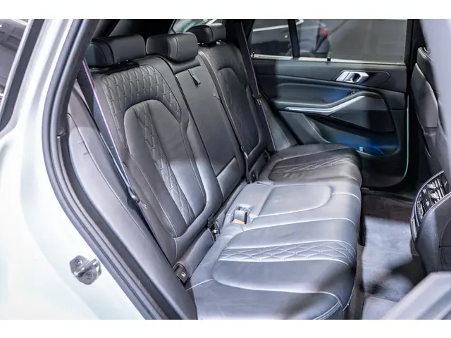 BMW X5 XDrive45e High Executive 2021 Hybride Benzine 45