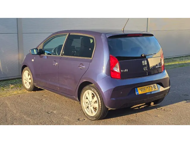 SEAT Mii 1.0 Sport Connect 2015 Benzine