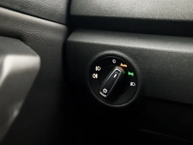 Volkswagen T-Roc 1.0 TSI Luxury Sport 2021 Benzine 23