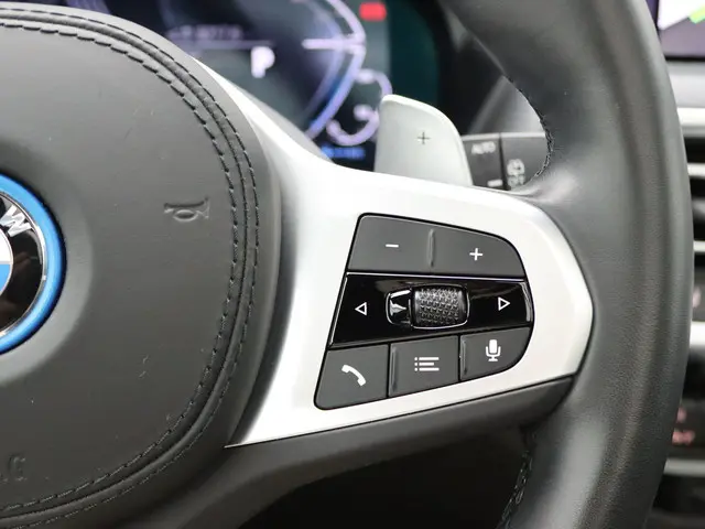 BMW X3 xDrive30e 2022 Hybride Benzine 25