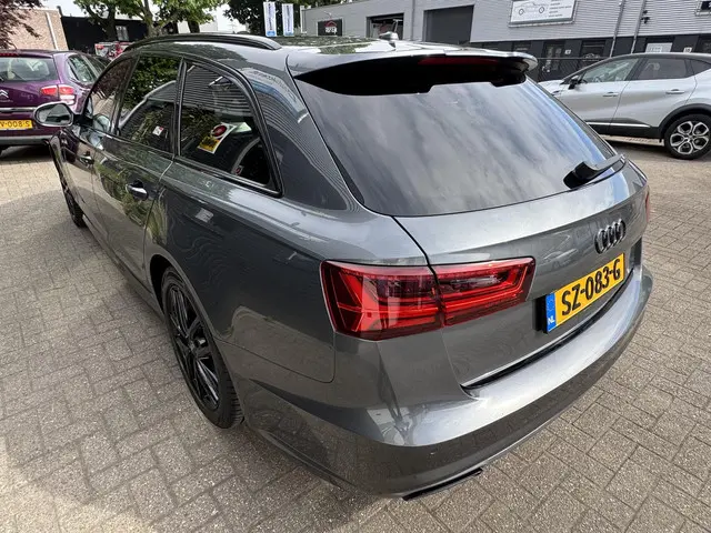 Audi A6 Avant 3.0 TDI quattro Premium Edition 2015 Diesel 6