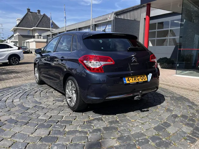 Citroën C4 1.2 PureTech Exclusive 2014 Benzine 3