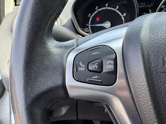 Ford Fiesta 1.0 Style 2015 Benzine 19