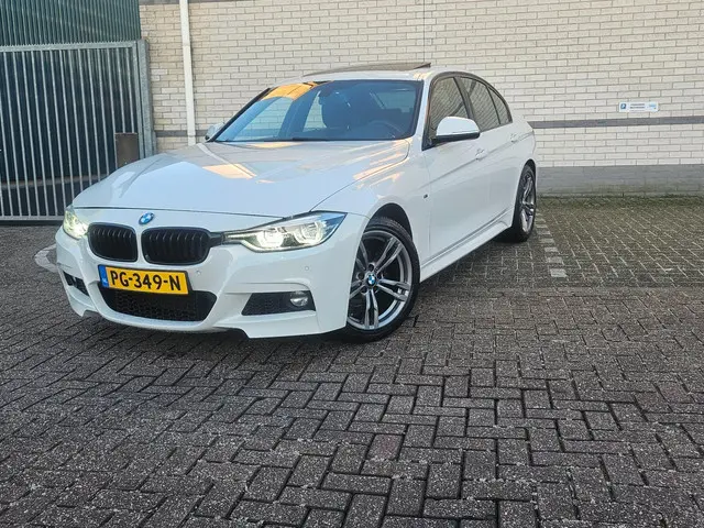 BMW 3 Serie 320i#Nap#M-Sport#Automaat#Opendak 2017 Benzine
