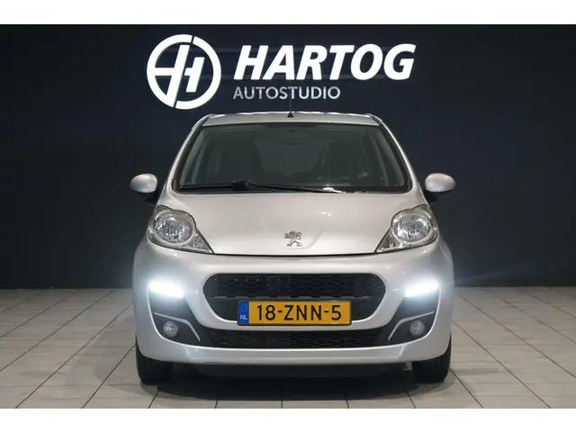 Peugeot 107 1.0 2013 Benzine 9