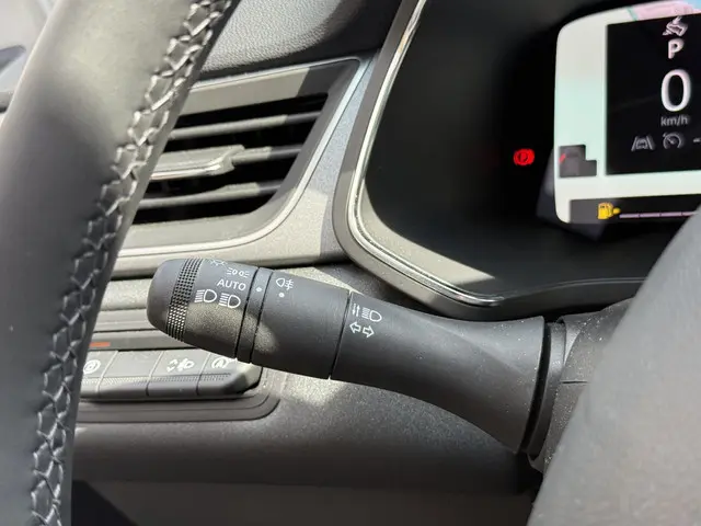 Renault Captur 1.3 mild hybrid 160 techno 2024 Benzine 13