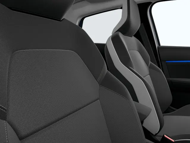 Renault Captur esprit Alpine 2025 Hybride Benzine 15