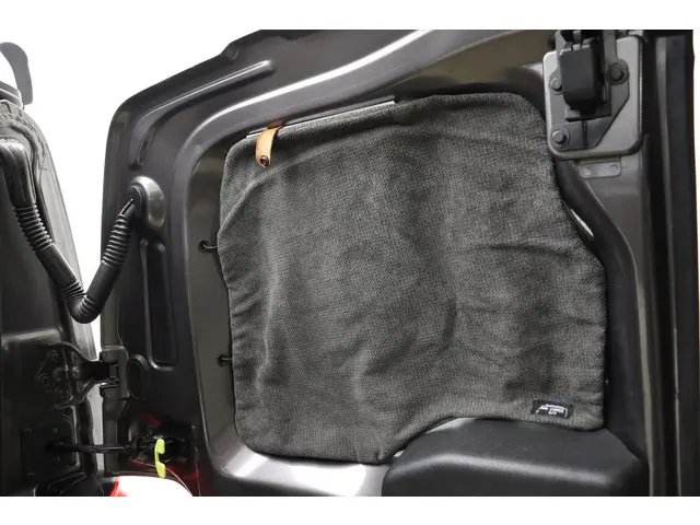 Opel Vivaro E-fixxter xxl 136pk 2022 Elektrisch 24