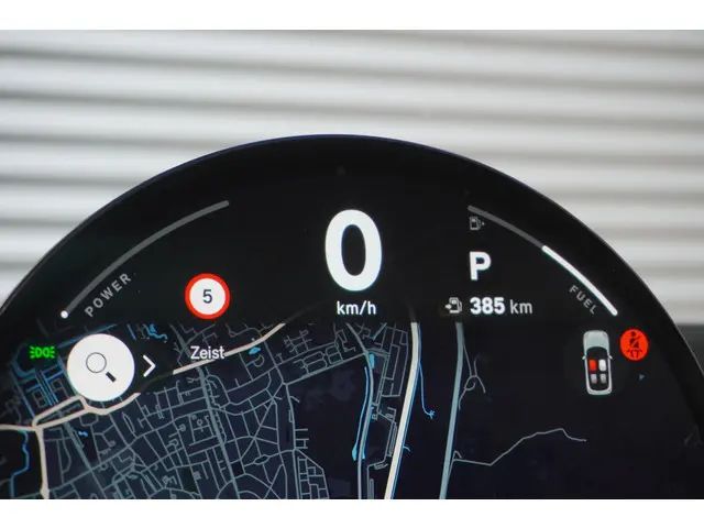 MINI 3-Deurs Cooper C 2024 Benzine 28