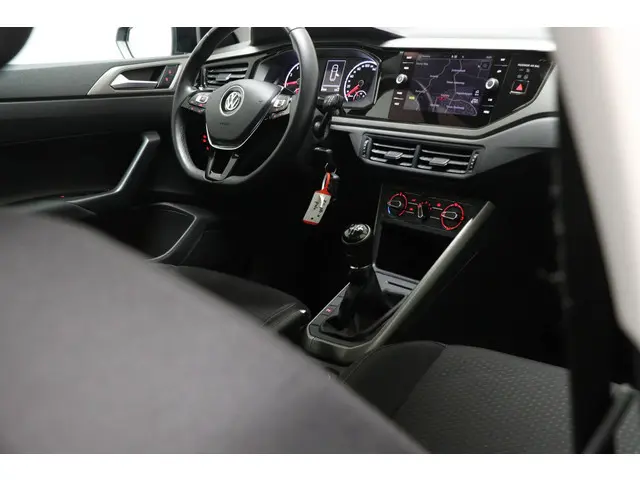 Volkswagen Polo 1.0 TSI Comfortline 2019 Benzine 7