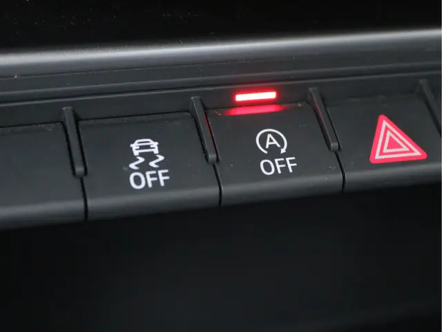 Audi A3 Sportback 35 TFSI S-Line 2020 Hybride Benzine 52