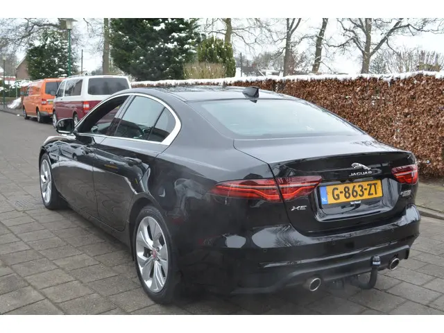 Jaguar XE 2.0 P250 SE 2020 Benzine 3