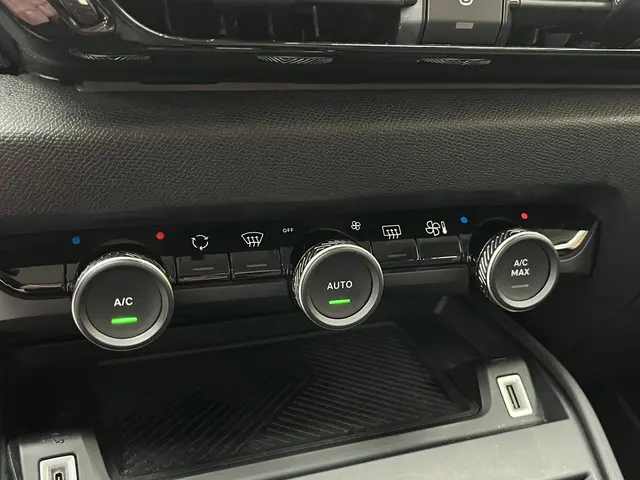 Citroën ë-C4 Feel Edition 50 kWh 2021 Elektrisch 16