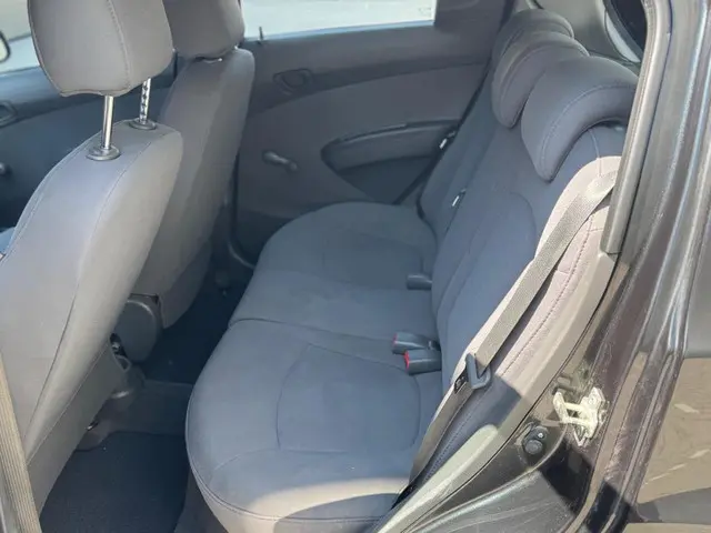 Chevrolet Spark 1.0 16V 2012 Benzine 14