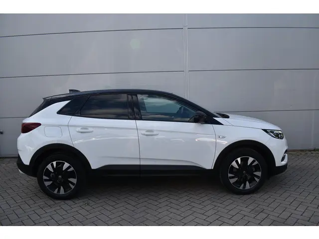 Opel Grandland X 3