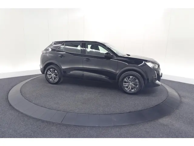 Peugeot 2008 PureTech 130 EAT8 Active 2021 Benzine 7