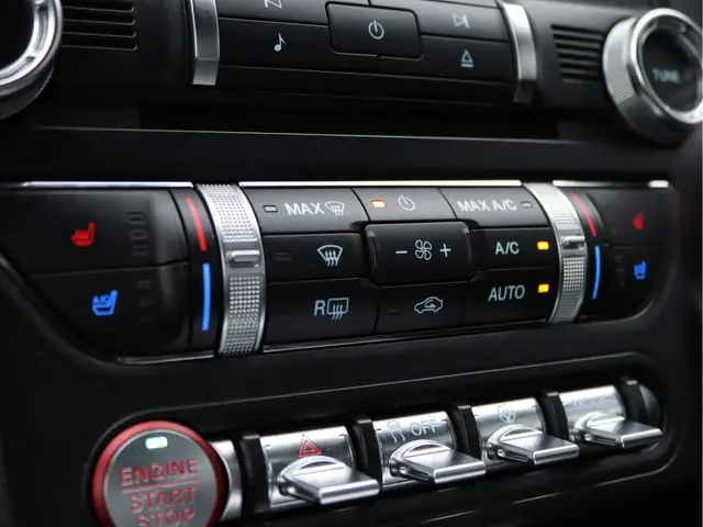 Ford Mustang Fastback 5.0 V8 GT 2018 Benzine 72