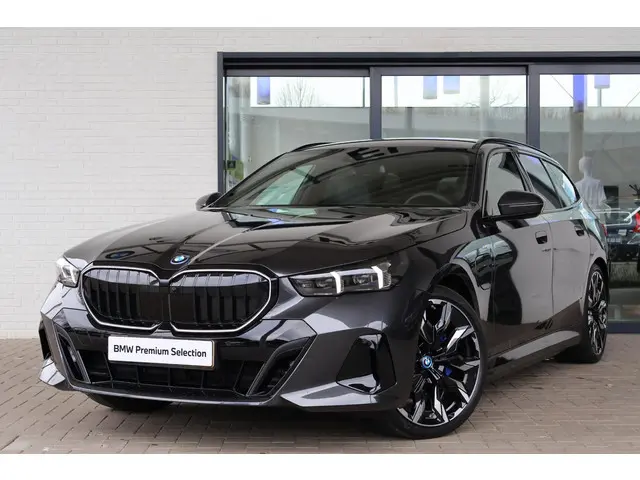 BMW 5 Serie Touring 530e 2025 Hybride Benzine 28